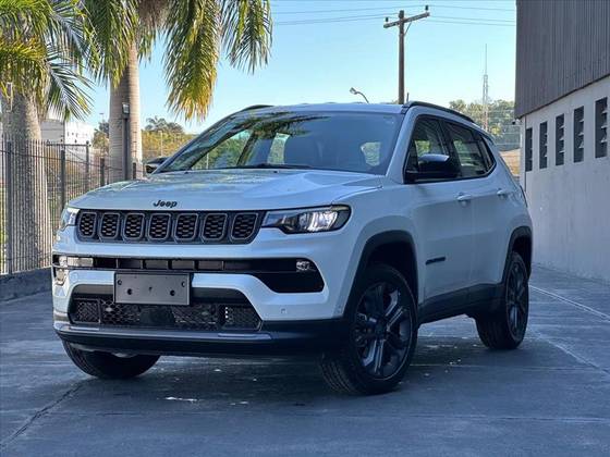 JEEP COMPASS 1.3 T270 TURBO FLEX LONGITUDE AT6 JEEP COMPASS 1.3 T270 TURBO FLEX LONGITUDE AT6